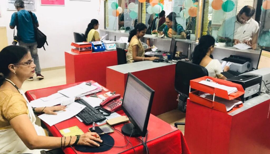 मुंबई महानगर क्षेत्रातील महिला कर्मचाऱ्यांसाठी ‘कम अर्ली-गो अर्ली’ सवलत, राज्यात महिला कर्मचाऱ्यांना १८० दिवस प्रसुती रजा