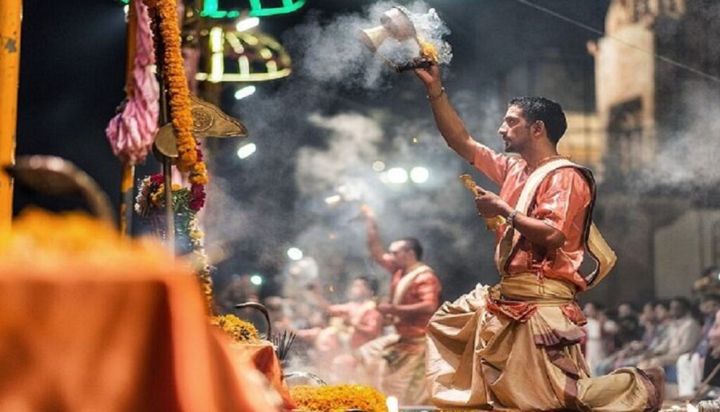 पारंपरिक पुजाऱ्यांना मिळणार उपजिविकेची हमी, महाराष्ट्र सरकार लवकरच आणणार राज्यस्तरीय सर्वसमावेशक धोरण