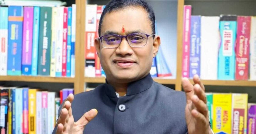 नीट पेपरफुटी प्रकरणी ‘आरसीसी’चे संचालक शिवराज मोटेगावकर यांना अटक, सीबीआयची मोठी कारवाई