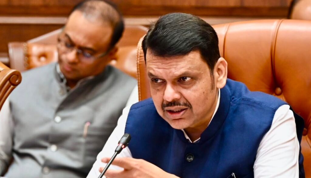 ॲट्रॉसिटीचे खोटे गुन्हे दाखल करू नका; ‘या’ पाच जिल्ह्यातच ॲट्रॉसिटीचे जास्त गुन्हे का?, कारणे शोधण्याचे मुख्यमंत्र्यांचे पोलिसांना निर्देश