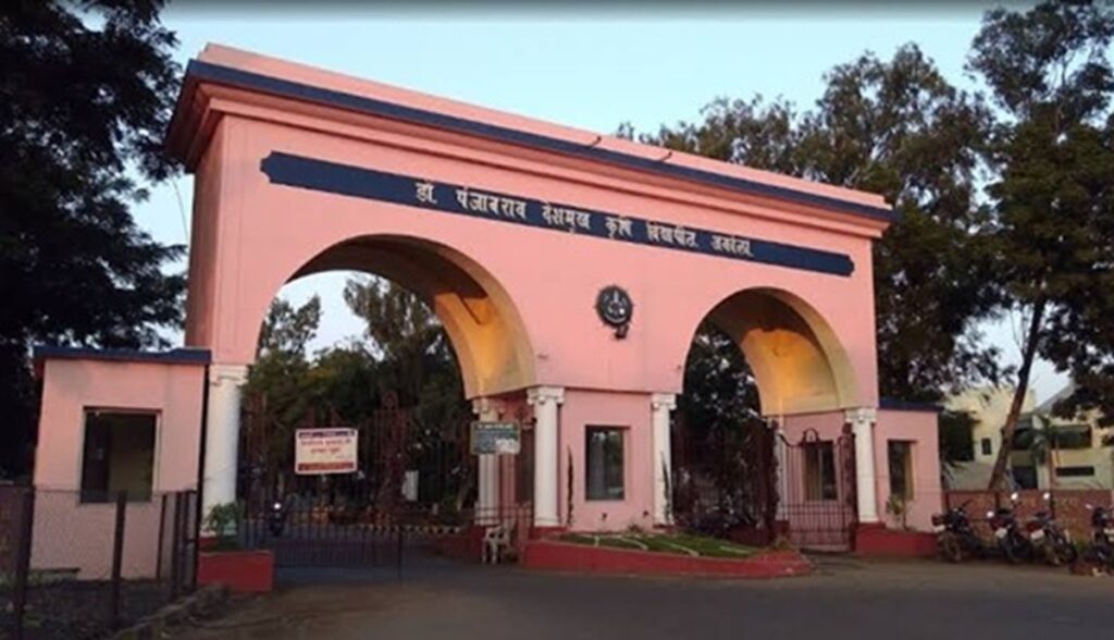 डॉ. पंजाबराव देशमुख कृषी विद्यापीठातील प्रकल्पग्रस्त कर्मचाऱ्यांच्या भरतीतील अनियमिततेची विभागीय आयुक्तांमार्फत महिनाभरात चौकशी!